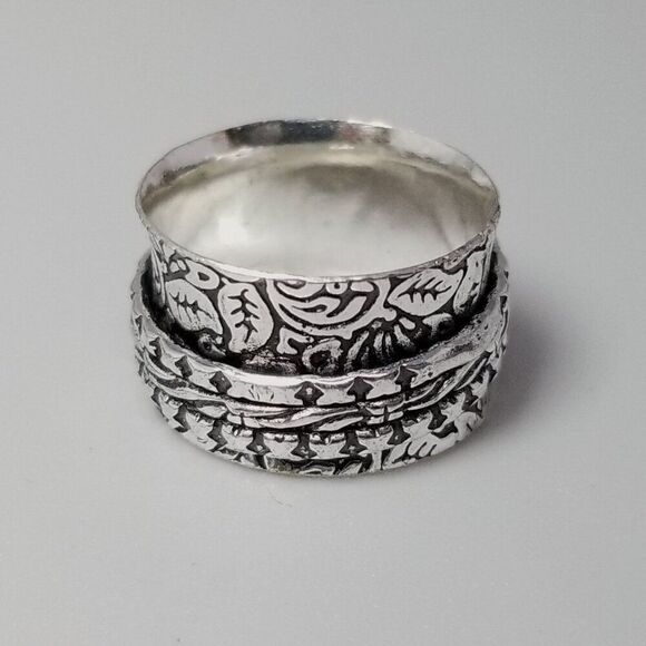 Vintage Leaf Design Spinner Ring, Silver Tone Size 8 Band, Fidget, Estate - Picture 6 of 7